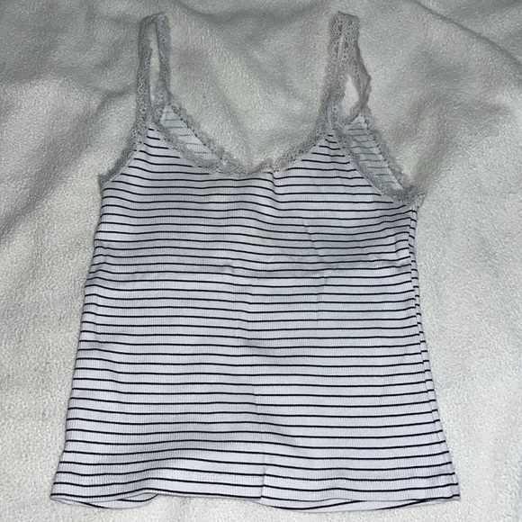 Striped crop lace tank top size small - Picture 2 of 3